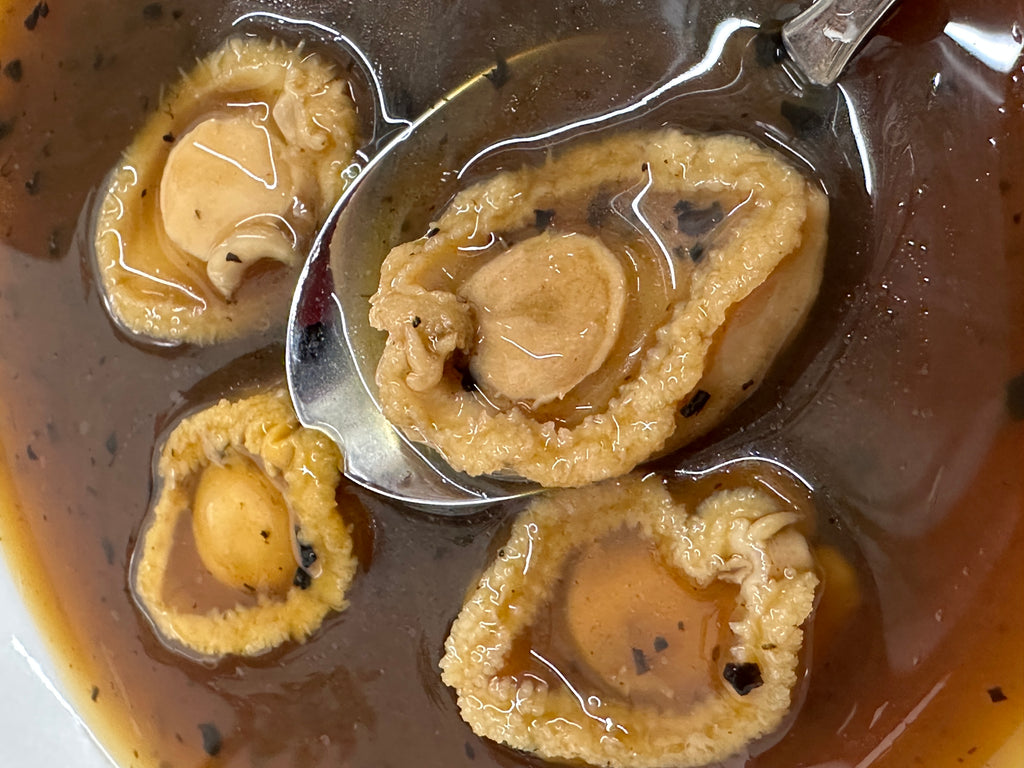 Braised Abalone with Black Truffle ｜ 黑松露4頭鮑魚