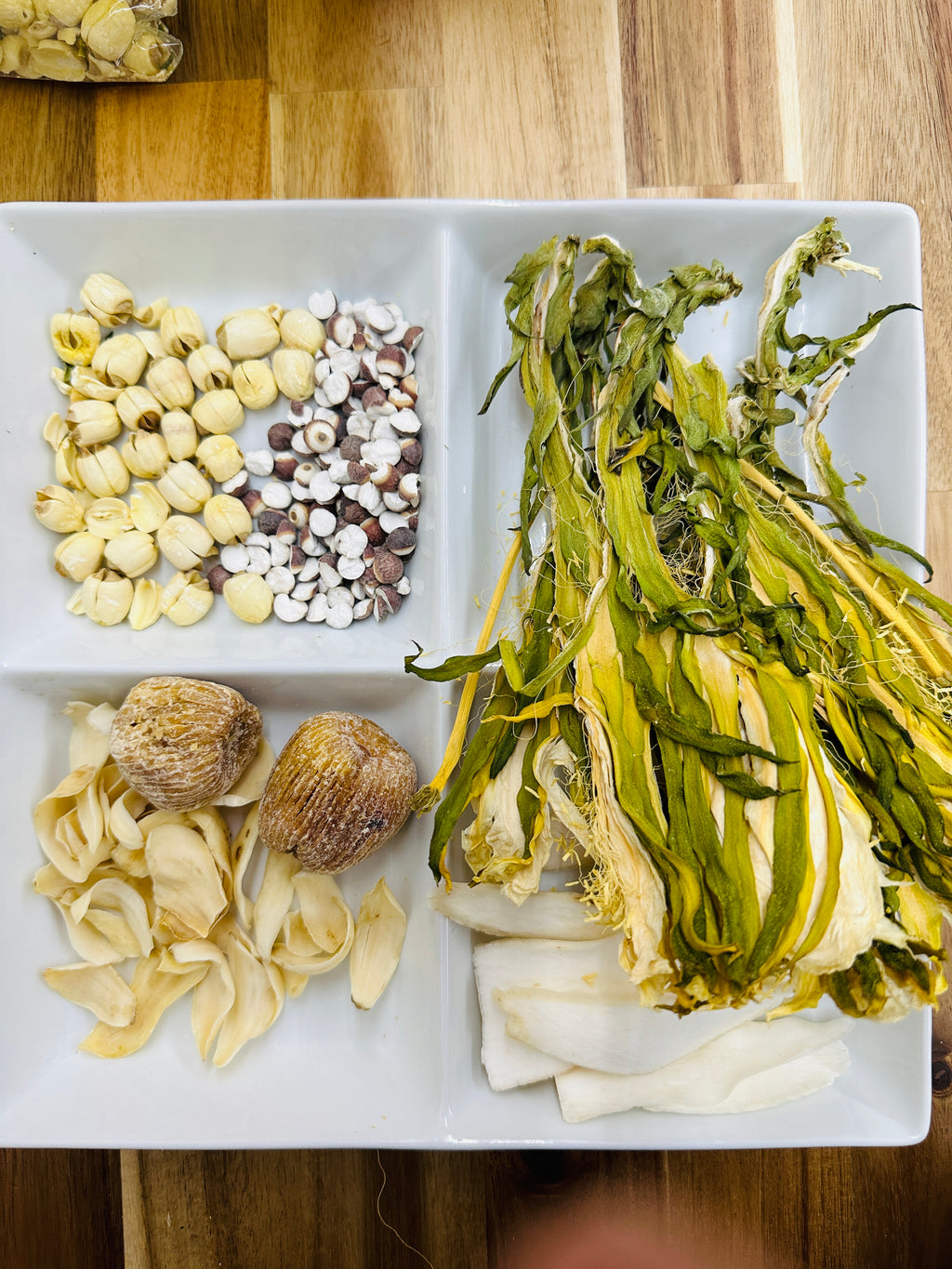 Dried Lily Bulbs | 龙牙大百合